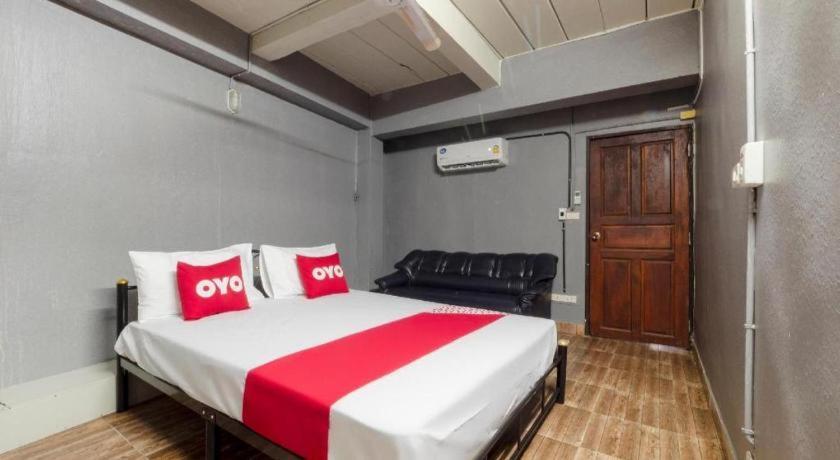 Oyo 1066 Encore Sea Side Pattaya Eksteriør billede